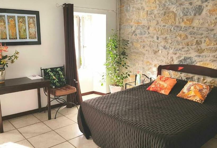 مبيت وإفطار Les Gargouilles Gorges Du Tarn   Millau