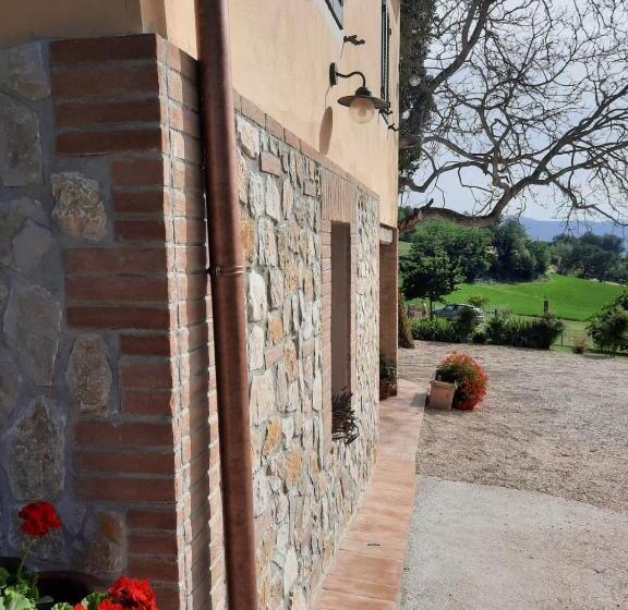 호텔 Agriturismo Il Truffarello Todi