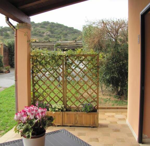 호텔 B&b Monte Gruttas