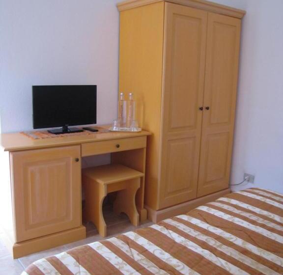 호텔 B&b Monte Gruttas