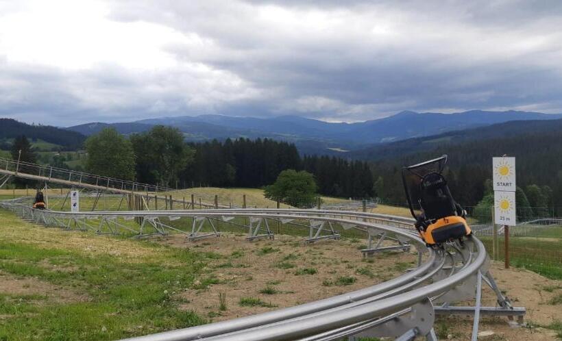 ホテル Gasthof Klug Zum Ehrensepp