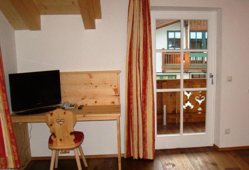 ホテル Gasthof Zur Post