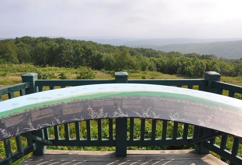 فندق Shepherd Mountain Inn & Suites