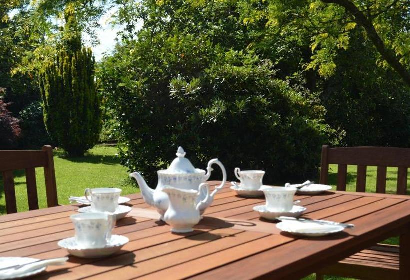 هتل The Grange Boutique Guest House