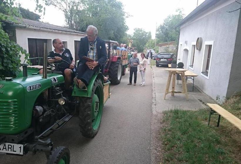 펜션 Weingut Familie Bauer