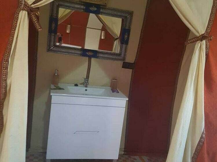 Отель Dunes Luxury Camp Erg Chebbi