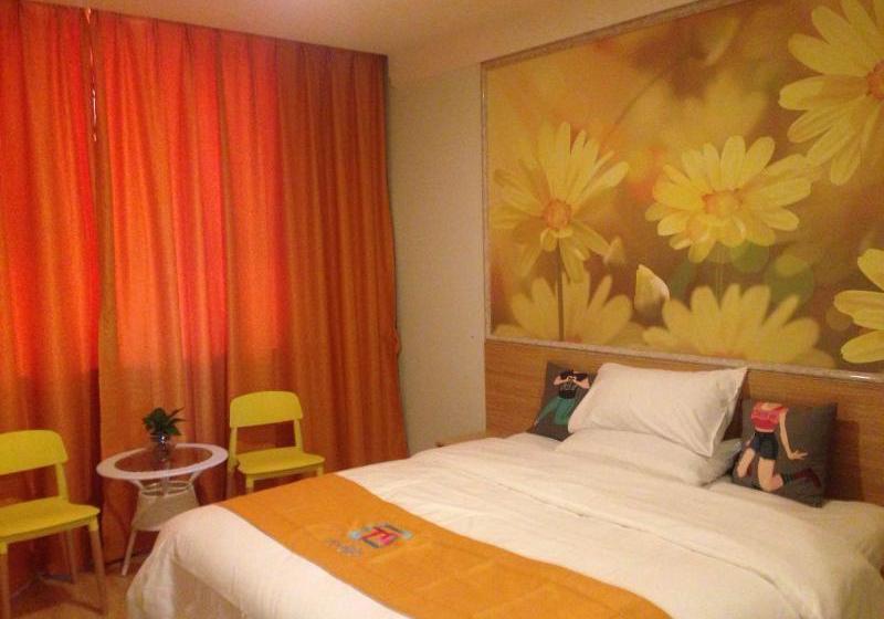 Pai Hotel Yining Liqun Road Classic Garden