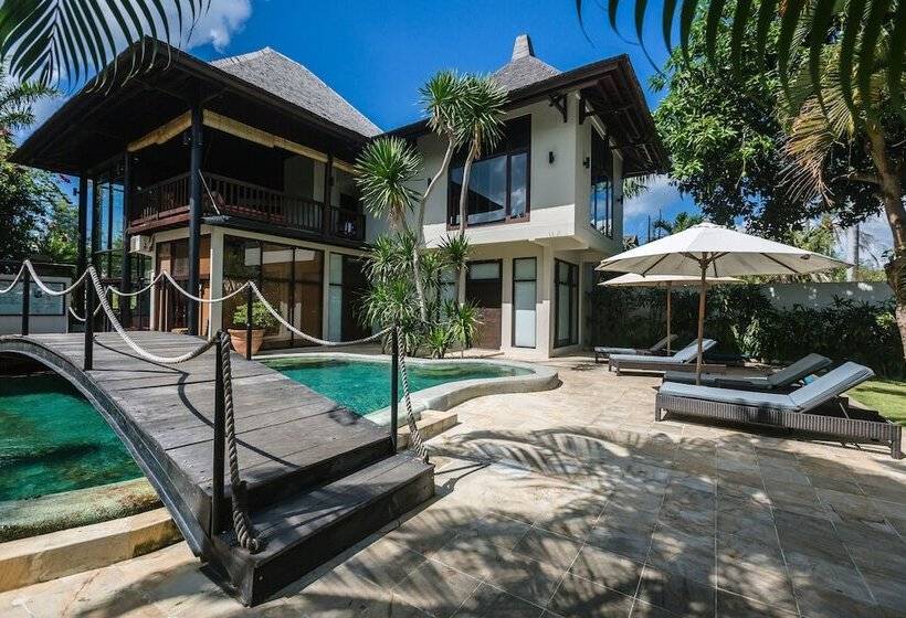 旅馆 Wave House   Surf Camp