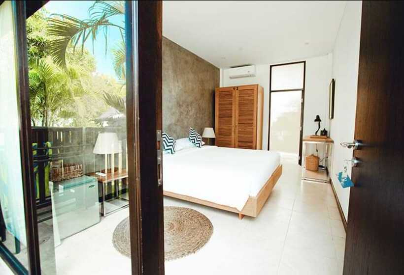 旅馆 Wave House   Surf Camp