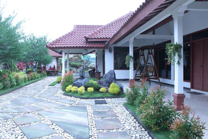 ベッドアンドブレックファースト Marry Ind Gunung Kawi Guest House Malang
