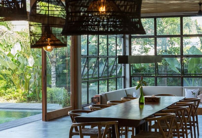민박 Zin Berawa Villas & Bungalow