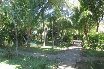 هتل Air Sanih Homestay