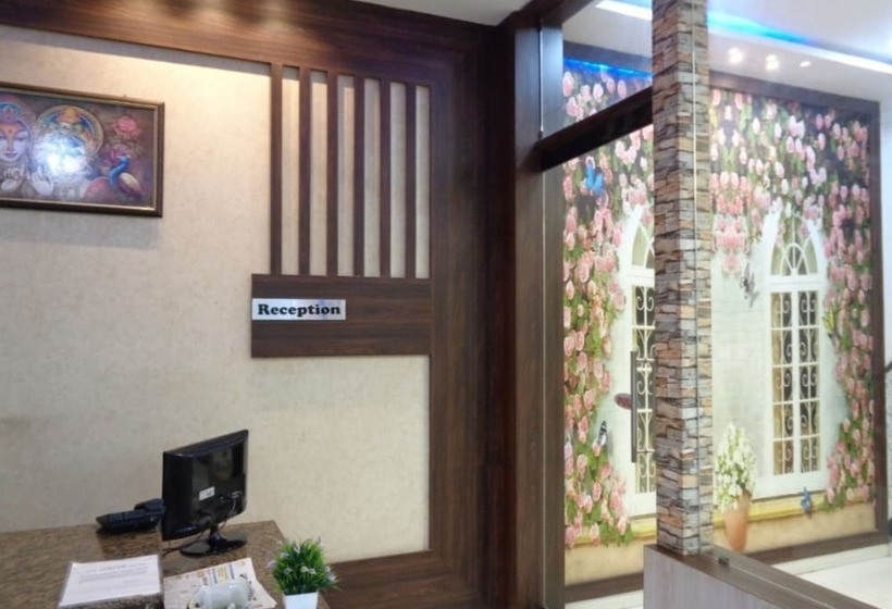 酒店 Pinaki Inn
