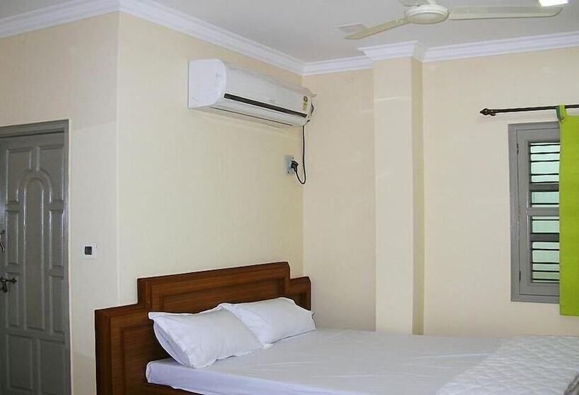 בית מלון כפרי Pujitha Residency