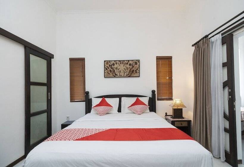 旅馆 Panen House By Oyo Rooms
