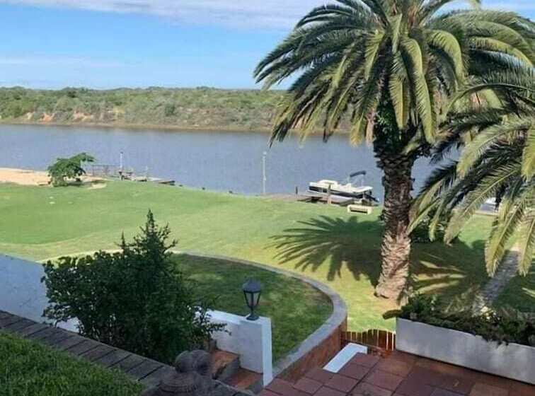 צימר Addo Riverside Villa