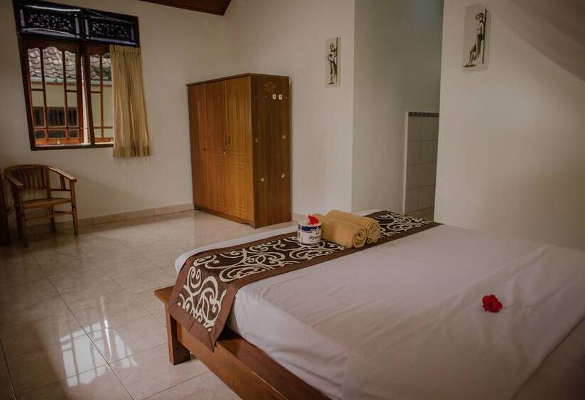 Bed and Breakfast Artha Dewata Home Stay