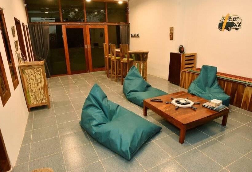 צימר Charlies Shack Lombok