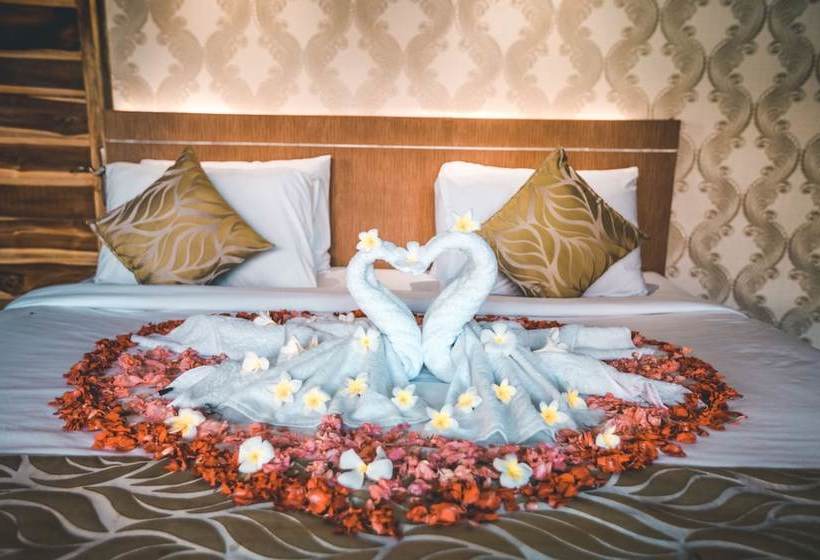 Bed and Breakfast Ocho Bali Surf Camp