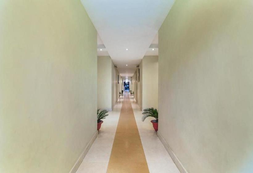 ホテル A P Palace By Oyo Rooms