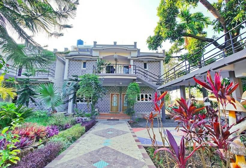 هتل Anil Farm House