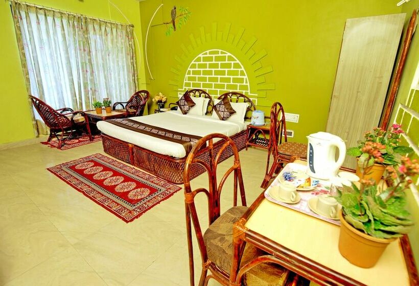هتل Anil Farm House
