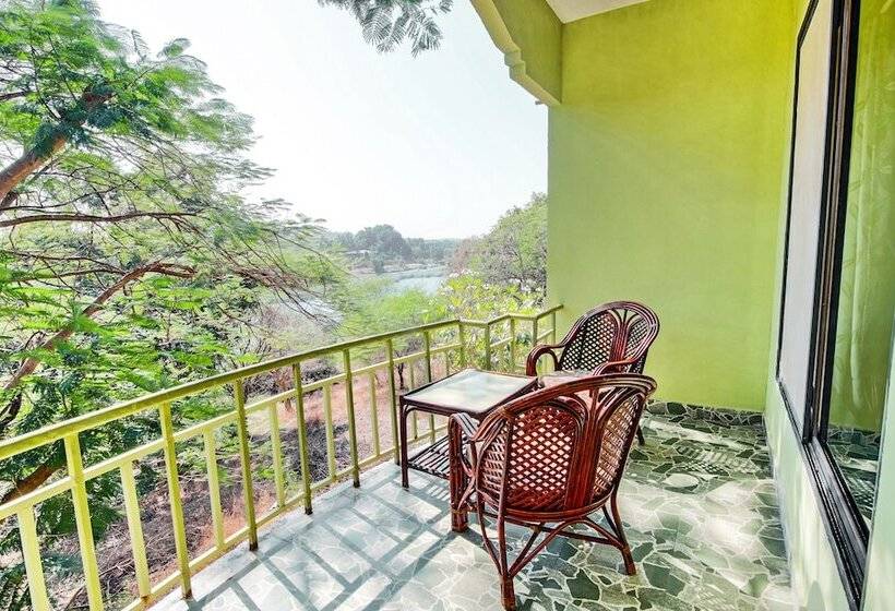 هتل Anil Farm House