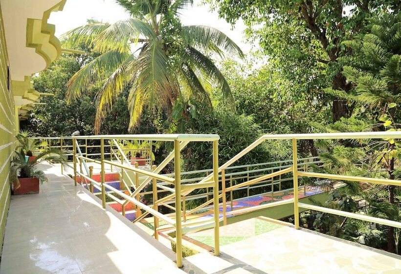 هتل Anil Farm House