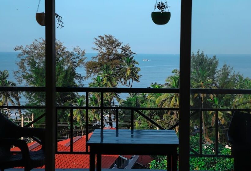 هتل Casa De Lamore Sea View Resort