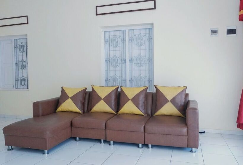ホテル Griya Soeratin Residence By Oyo Rooms