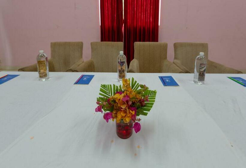 בית מלון כפרי Kstdc Mayura Durg Chitradurga