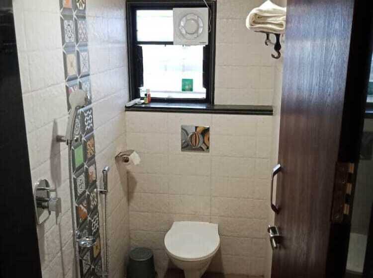 בית מלון כפרי Maval Grand