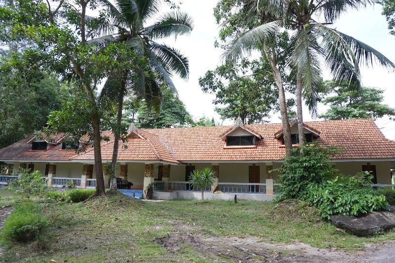 هتل Ranong Resort & Laguna