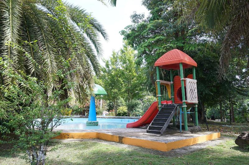 هتل Ranong Resort & Laguna