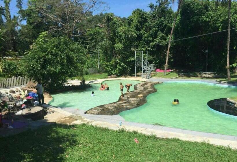 هتل Ranong Resort & Laguna