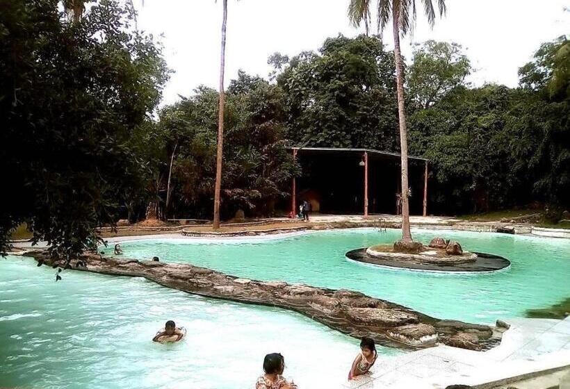 هتل Ranong Resort & Laguna