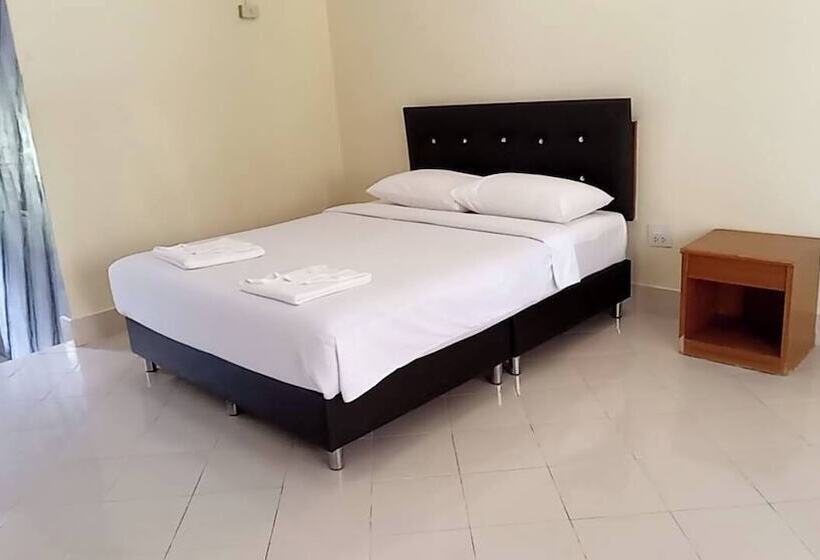 هتل Ranong Resort & Laguna