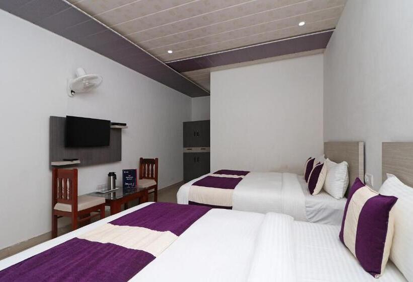فندق Rock Resort