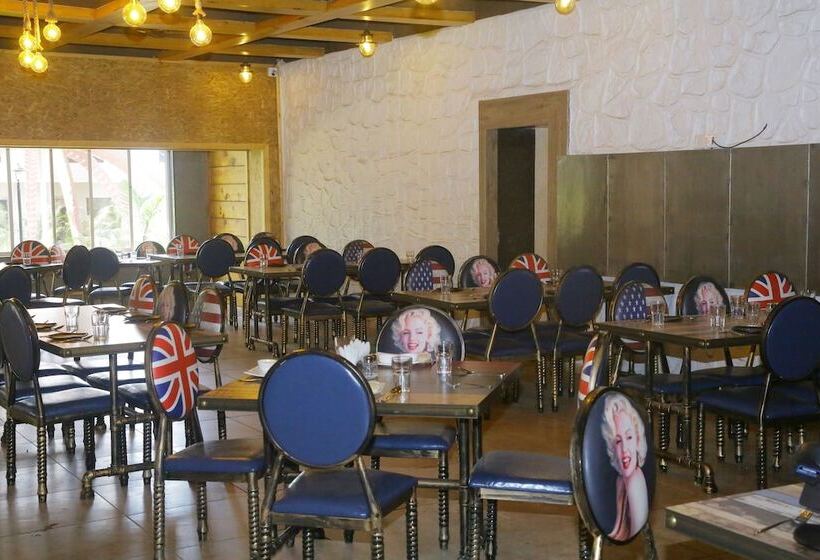 בית מלון כפרי Sai River Resort