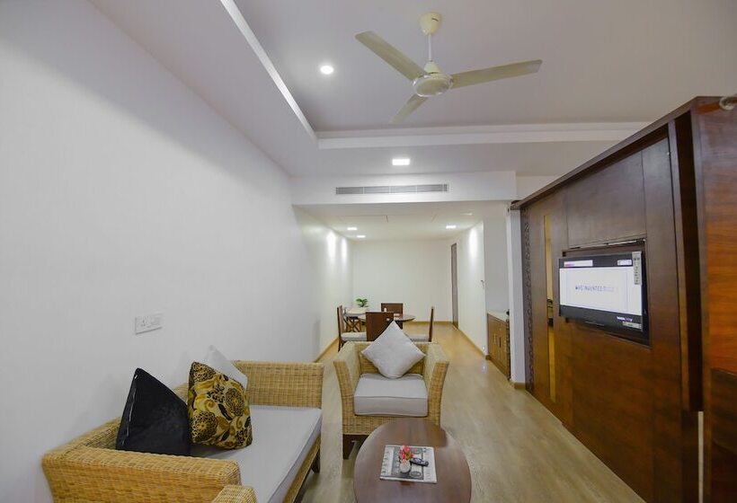 酒店 Spoorti Resort And Club