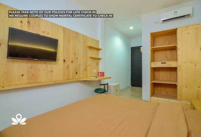 호텔 Zen Rooms Near Darmawangsa Syariah