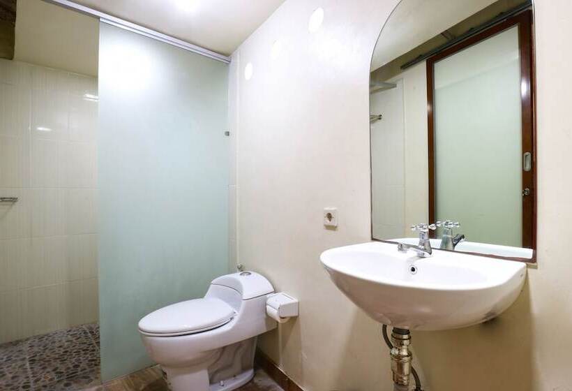 펜션 Damar Emas Guesthouse