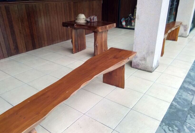 펜션 Rumah Tu7u