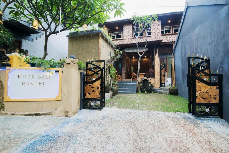 Общежитие Bulan Bali Guest House