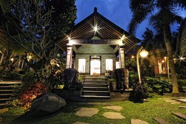 تختخواب و صبحانه Dukuh Sebatu Resort & Villa