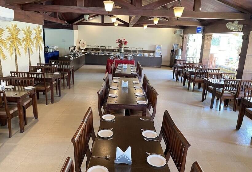 Golden Amoon Resort