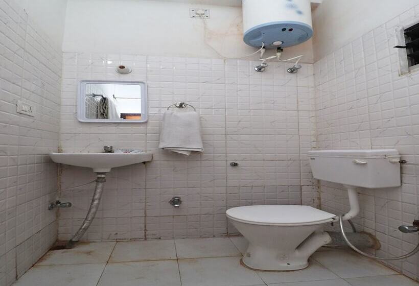 فندق Bhuneshwar By Oyo Rooms