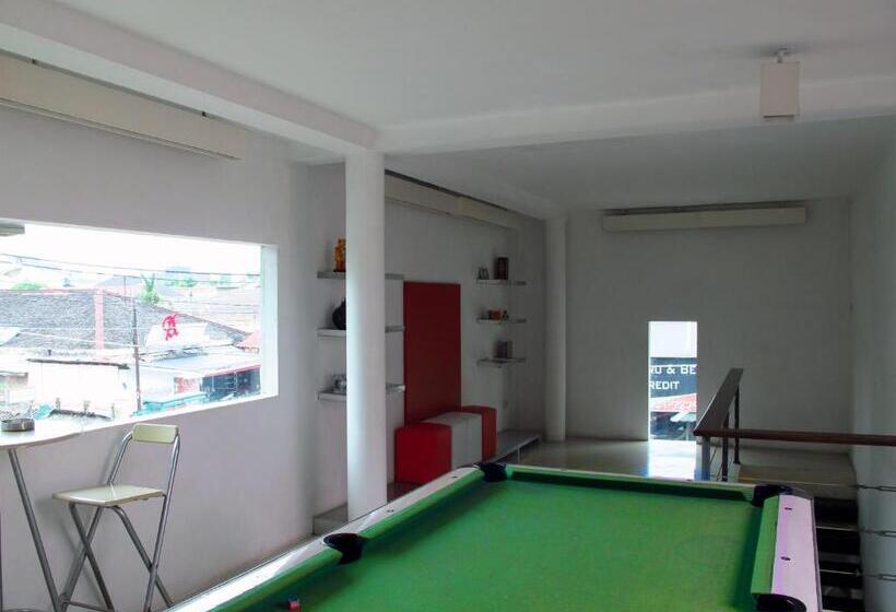 هتل Flat06. Cipete