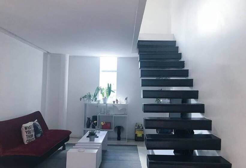 هتل Flat06. Cipete