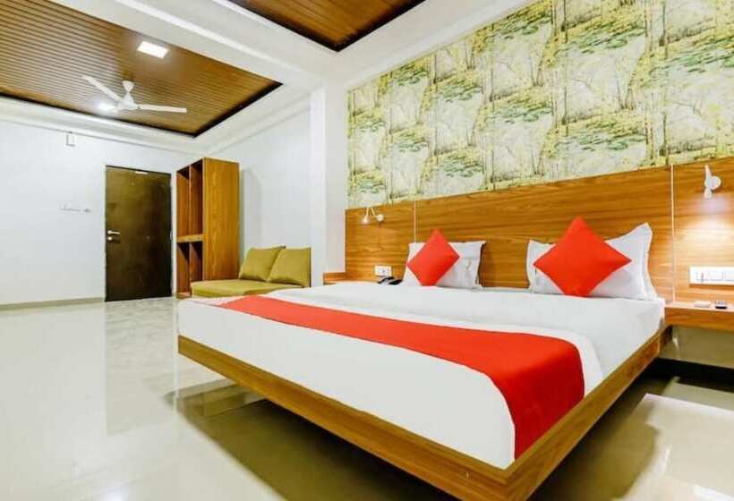 Отель Greenwood Countryside Resort